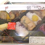 おこわ米八 - 彩野菜とチキンの和風黒酢和え弁当　９７２円　【　２０１５年６月　】