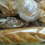 ツィーゲル - 白あんぱん・大葉ベーコンチーズ・くるみパン・クリクルミ・ぶどうとクリームチーズ