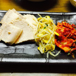 たつ屋 - 蒸し豚