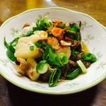 たつ屋 - モツ煮込み