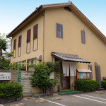 「日本料理いのうえ」さんの外観。