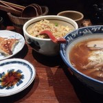 麺屋 雄 - 醤油ﾗｰﾒﾝ・ﾁｬｰﾊﾝ・餃子
