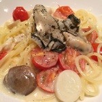 銀座で生牡蠣が美味しい専門店 牡蠣Bar - 牡蠣のクリームパスタ