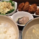 銀座で生牡蠣が美味しい専門店 牡蠣Bar - 牡蠣フライ定食