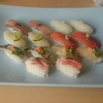 寿司７貫目まで・・・右利き用＾＾