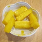 ソルマリ - お通し（ムラコ・アチャール）