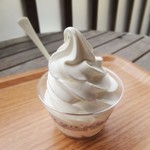 モン・ペシェ・ミニョン - 牛乳ソフトクリーム