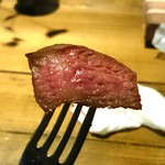 北参道 LA CAVE - ［４回目］山形産イチボのステーキ300g(1500円/100g)・アップ