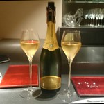 エクアトゥール - ［５回目］お店セレクトの料理に合わせたワイン