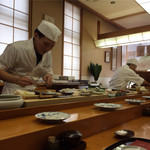 小松 弥助 - つけ場