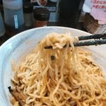 縮れ中太麺チャーシュー