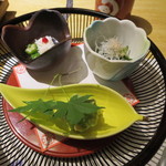 Kijima - じゅんさいとオクラとはもの酢の物、コーンのずんだ合え、青菜のしらすかけ