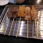まにまん - ホルモン串　牛ハラミ、ハチノス　しまテッチャン