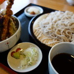 ざるそば・ミニ天丼セット（￥1200税込み）