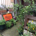 スパイスカフェ - お店の入口