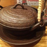 さとう - うにとアワビの土瓶蒸し　780円