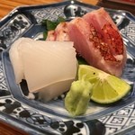 さとう - お刺身盛り合わせ（この日は金目鯛の炙りと剣先イカ）680円