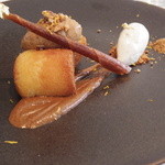 ル・ジュー・ドゥ・ラシエット  - プラリネ風味のババ お米アイス