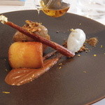 ル・ジュー・ドゥ・ラシエット  - プラリネ風味のババ お米アイス