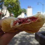 Royal Kitchen - 具材のチャーシューはピンク色をしていて甘めな味付け