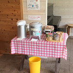 ラピュタファーム - 待合室でコーヒーを！