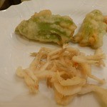 Ristorante Romano - ズッキーニの花と白海老のフリット