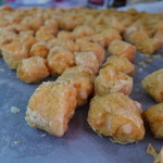 Tang Jai Yoo  - これも、店のロビーで荒熱を冷ましていました。湯葉薪のようにも見えますが、何でしょうね？