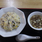 鈴木屋料理店 - チャーハン６８０円