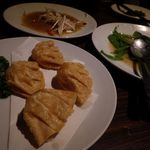 揚げ餃子と空心菜炒め