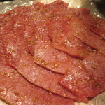 焼肉  炭聖 - 金モモ