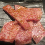 焼肉  炭聖 - 上カルビ（タレ）