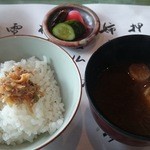 琢磨 - ご飯、赤出し、香の物