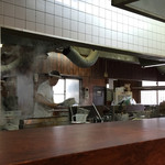 博多とんこつ 天神旗 - お昼時は大忙しですねd(^_^o)