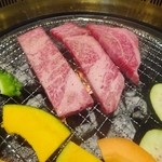 ランチメニュー「超特撰ステーキランチ」（8000円）