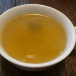 ビストロミカサ - 前田ポークのしょうが焼き(1200円) スープ