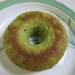 ありがた屋 - 抹茶の焼きドーナッツ１２９円、抹茶好きにはたまらない焼きドーナッツです。