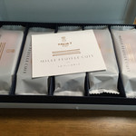 マキシム・ド・パリ ケーキショップ  - 