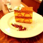 パティスリー モンプリュ 本店 - 