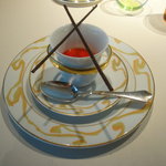 ロオジエ - フォアグラのチェリーソース　チョコレート風味のスティック(正式名称は不明)。