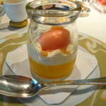 ロオジエ - オレンジとバニラのムース　ブラッドオレンジのシャーベット(正式名称は不明)。