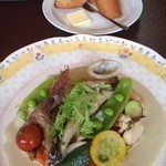 ビストロ岩瀬 - 魚介のソテーツナソース