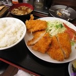 中華処タカノ - チキンカツ定食