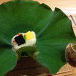 温味 - 冷やし素麺　蓮の葉盛り