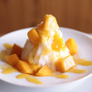 プルメリアカフェ ボンドガール_0