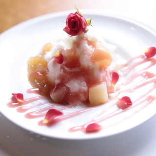 プルメリアカフェ ボンドガール_1