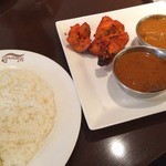 ゴングル - ゴングル(タンドーリプレートランチ(マトン、チキン))