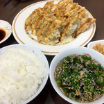 宇都宮餃子館 - しそ餃子・エビ餃子・激辛餃子・ライスセット