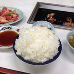 あかべこ飯店 - ご飯大盛り