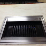 あかべこ飯店 - ガスの焼き台