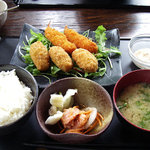 サブライム - ミックスフライ定食(980円)